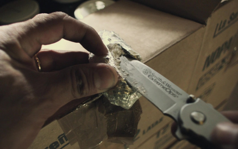 Smith&Wesson Extreme Ops Knife of Michael Peña as Miguel ‘Mike’ Zavala in End of Watch