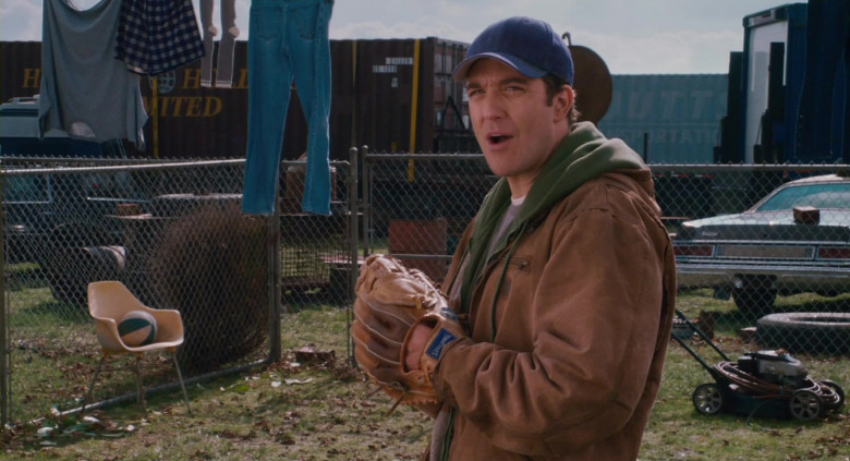 Spalding Baseball Gloves of Craig Bierko as Tom Ryan in Scary Movie 4