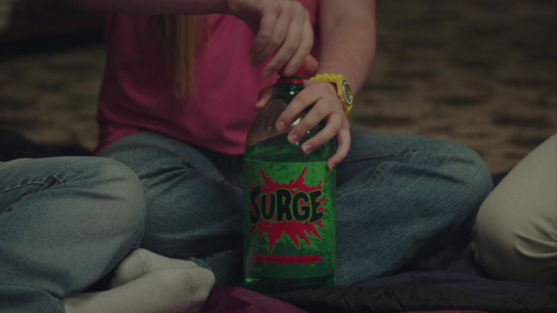Surge Soda Bottle in PEN15 S02E05 TV Show (1)