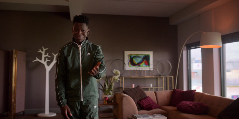 Toheeb Jimoh as Sam Obisanya Wears Nike Green Tracksuit Outfit in Ted Lasso S01E06 TV Show