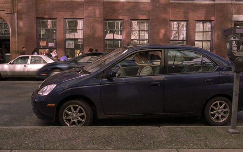 Toyota Prius Blue Car of Anna Faris as Cindy Campbell in Scary Movie 3 (1)