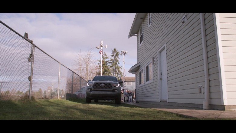 Toyota Tacoma Grey Car in Away S01E10 TV Show (2)