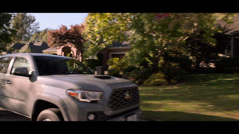 Toyota Tacoma Pickup Truck in Away S01E03 TV Show (2)