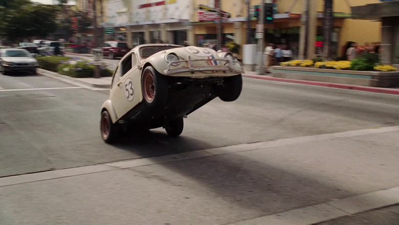 Volkswagen Beetle Sun-Roof Sedan [Typ 1] Car in Herbie Fully Loaded Movie (4)