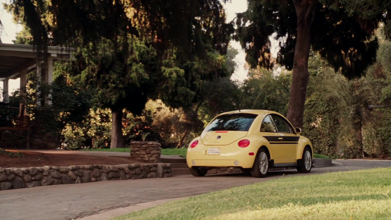 Volkswagen New Beetle Yellow Car of Cheryl Hines as Sally in Herbie Fully Loaded (1)