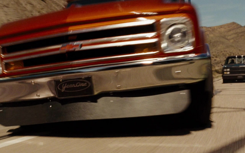 YearOne license plate Black with silver logo in Fast & Furious (2009)