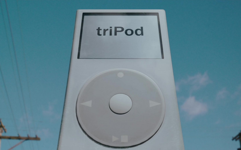 triPod (as Apple iPod Media Player) in Scary Movie 4 (2006)