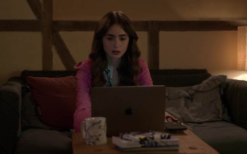 Apple MacBook Laptop Used by Lily Collins as Emily Cooper in Emily in Paris S01E10