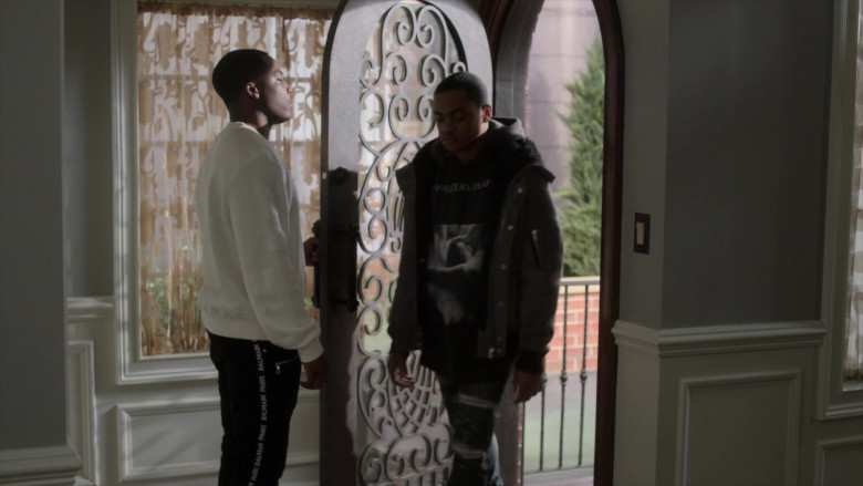 Balmain Men's Pants Outfit of Woody McClain as Cane Tejada in Power Book 2 Ghost S01E05 TV Show (1)