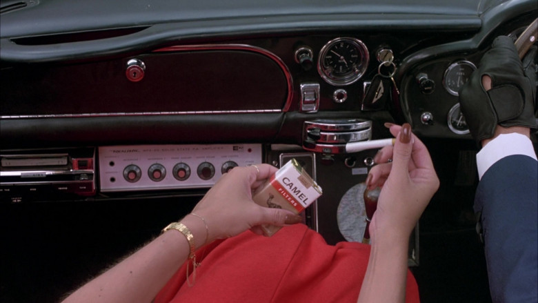 Camel Cigarettes in The Cannonball Run (1981)