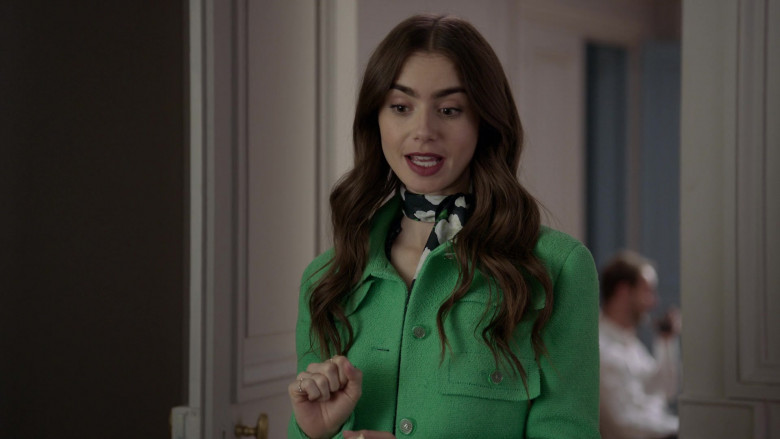 Chanel Green Coat of Lily Collins Street Style Outfit in Emily in Paris S01E05 (3)