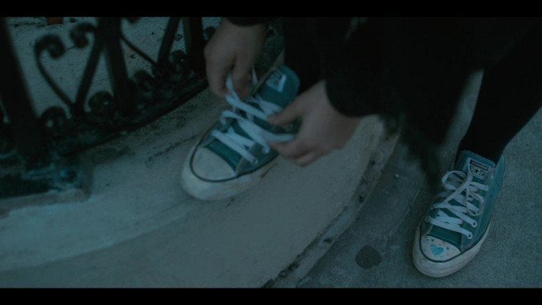 Converse All Star Sneakers of Odessa A'zion as Joey Del Marco in Grand Army S01E09 (1)