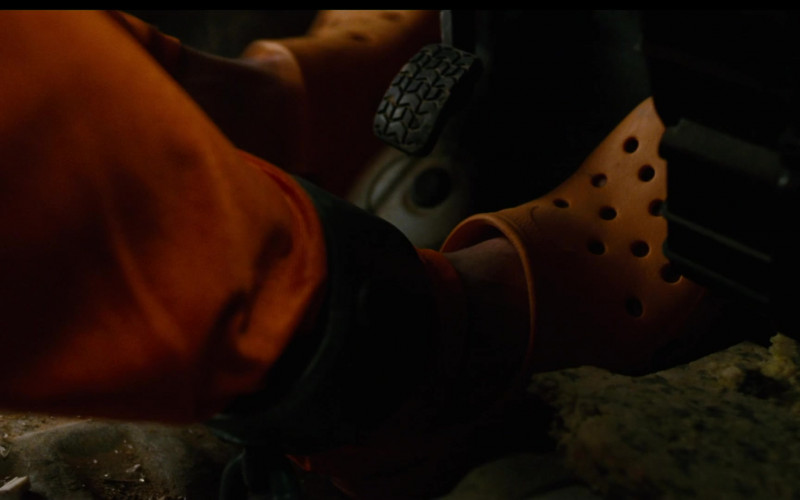 Crocs Orange Shoes of Luke Wilson as Joe Bauers in Idiocracy (2006)