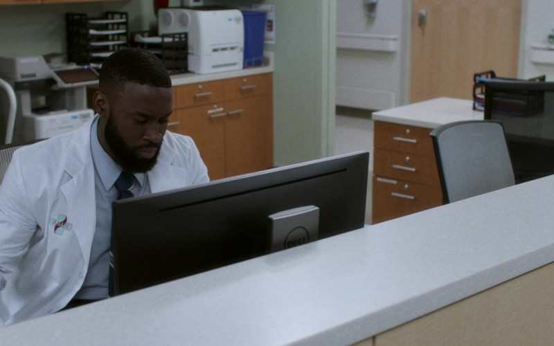 Dell Monitor Used by Tosin Morohunfola as Gary in Black Box (2020)