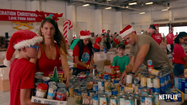 Dole in Operation Christmas Drop (2020)