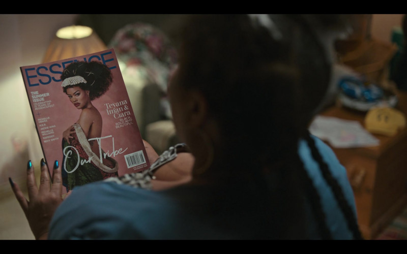 Essence Magazine in Grand Army S01E06 "Superman This S**t" (2020)