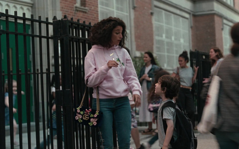Gucci Embroidered Floral Handbag of Jenny Slate as Vanessa in On the Rocks (2020)