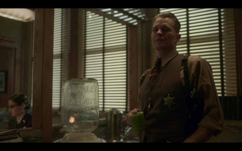 Hinckley & Schmitt Water Cooler in Fargo S04E04 "The Pretend War" (2020)