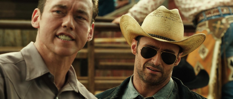 Hugh Jackman as Charlie Kenton Wears Ray-Ban Aviator Sunglasses in Real Steel Movie (1)