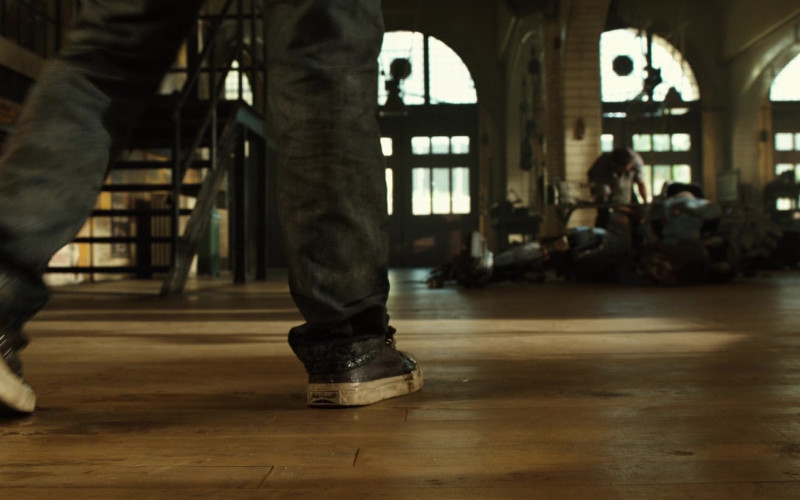 Jack Purcell Shoes of Dakota Goyo as Max Kenton in Real Steel (1)