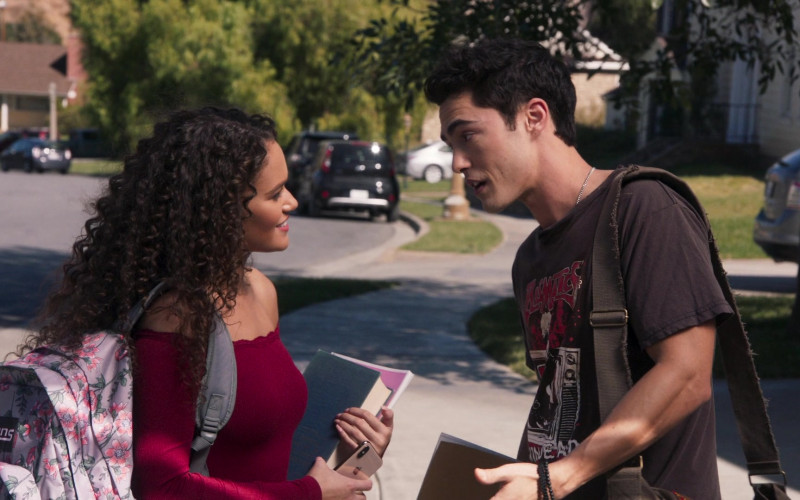 JanSport Trans Floral Print Backpack of Madison Pettis as Annie in American Pie Presents: Girls' Rules (2020)