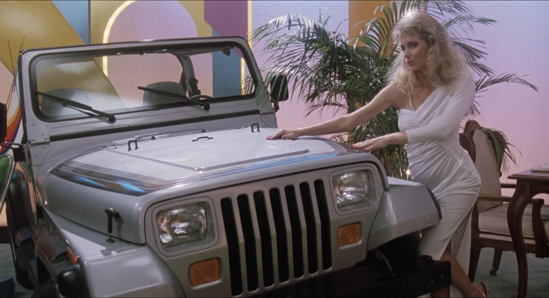 Jeep Wrangler Car in Elvira Mistress of the Dark (2)