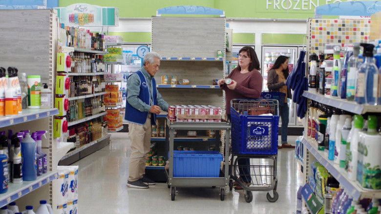 LaCroix Sparkling Water Packs in Superstore S06E01 Essential (2020)