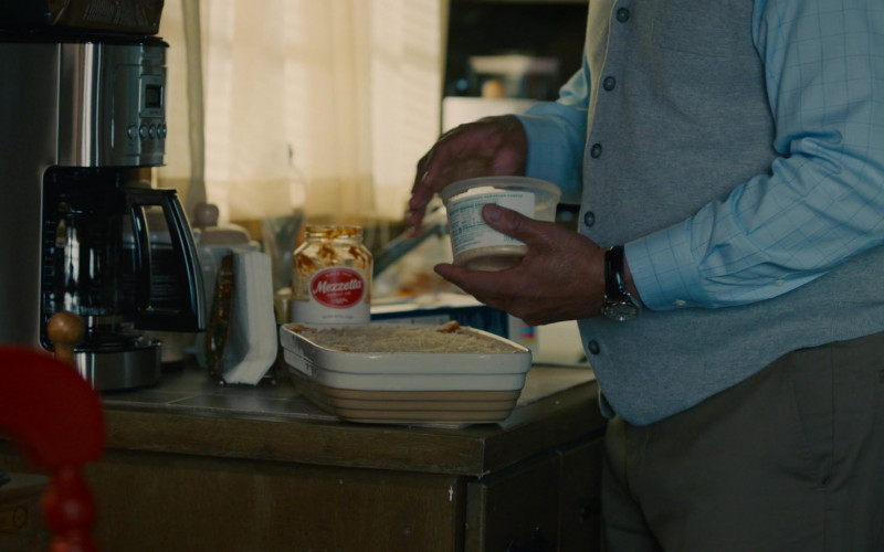 Mezzetta in This Is Us S05E02 Forty Part Two (2020)