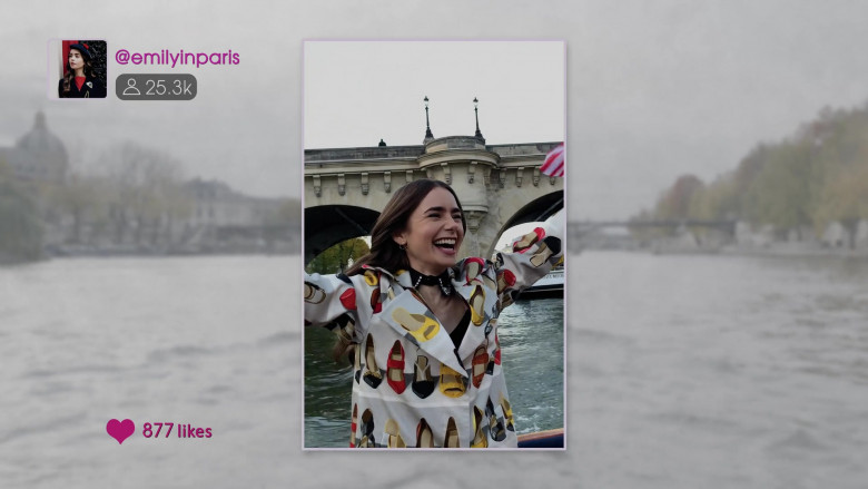 Moschino Coat French Style Outfit of Lily Collins in Emily in Paris S01E10 (3)