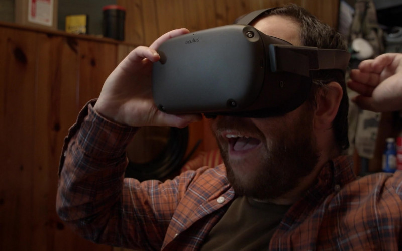 Oculus VR Headset of Ely Henry as Rufus in Connecting… S01E03 Day 78 (2020)