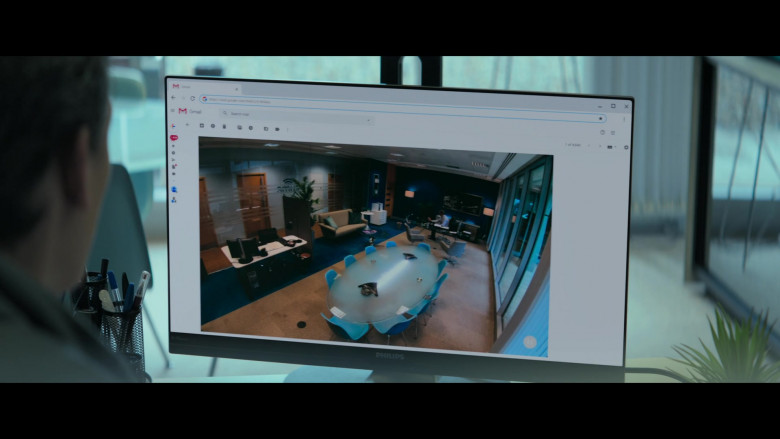 Philips Monitor and Gmail in Truth Seekers S01E07 The Hinckley Boy (2020)