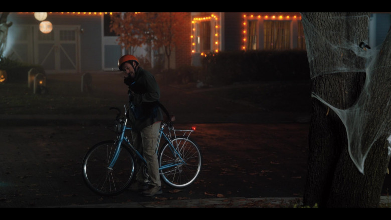 Raleigh Bicycle of Adam Sandler as Hubie Dubois in Hubie Halloween Movie by Netflix (2)