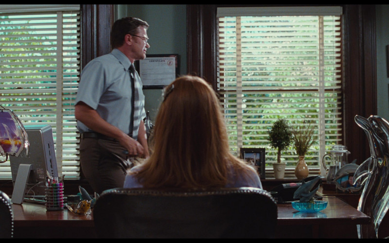 Sony All-In-One PC of John Michael Higgins as Principal Wally Snur in Bad Teacher (2011)
