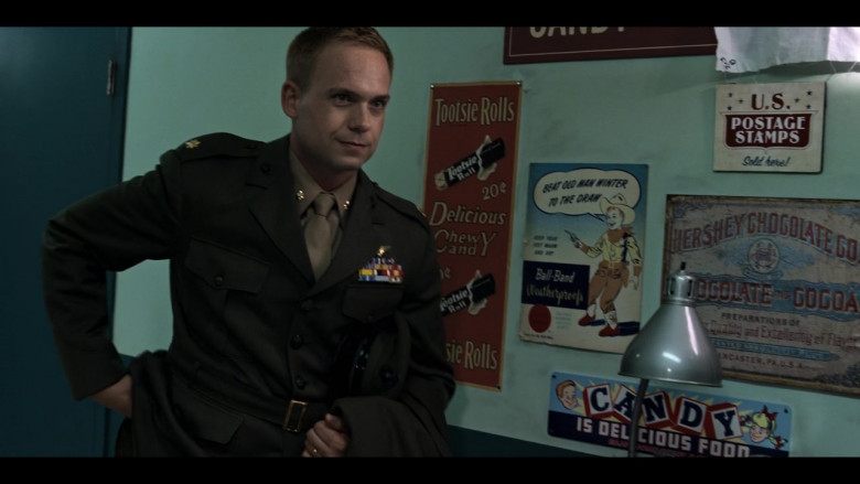 Tootsie Rolls and Hershey Chocolate Company Vintage Signs in The Right Stuff S01E01 Sierra Hotel (2020)
