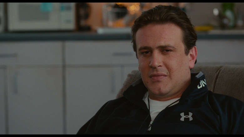 UA Jacket Sports Outfit of Jason Segel as Russell Gettis in Bad Teacher Film (3)