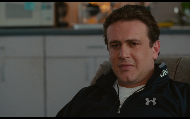 UA Jacket Sports Outfit of Jason Segel as Russell Gettis in Bad Teacher Film (3)