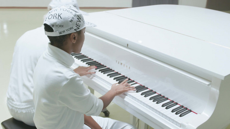Yamaha Piano in We Are Who We Are S01E06 TV Show
