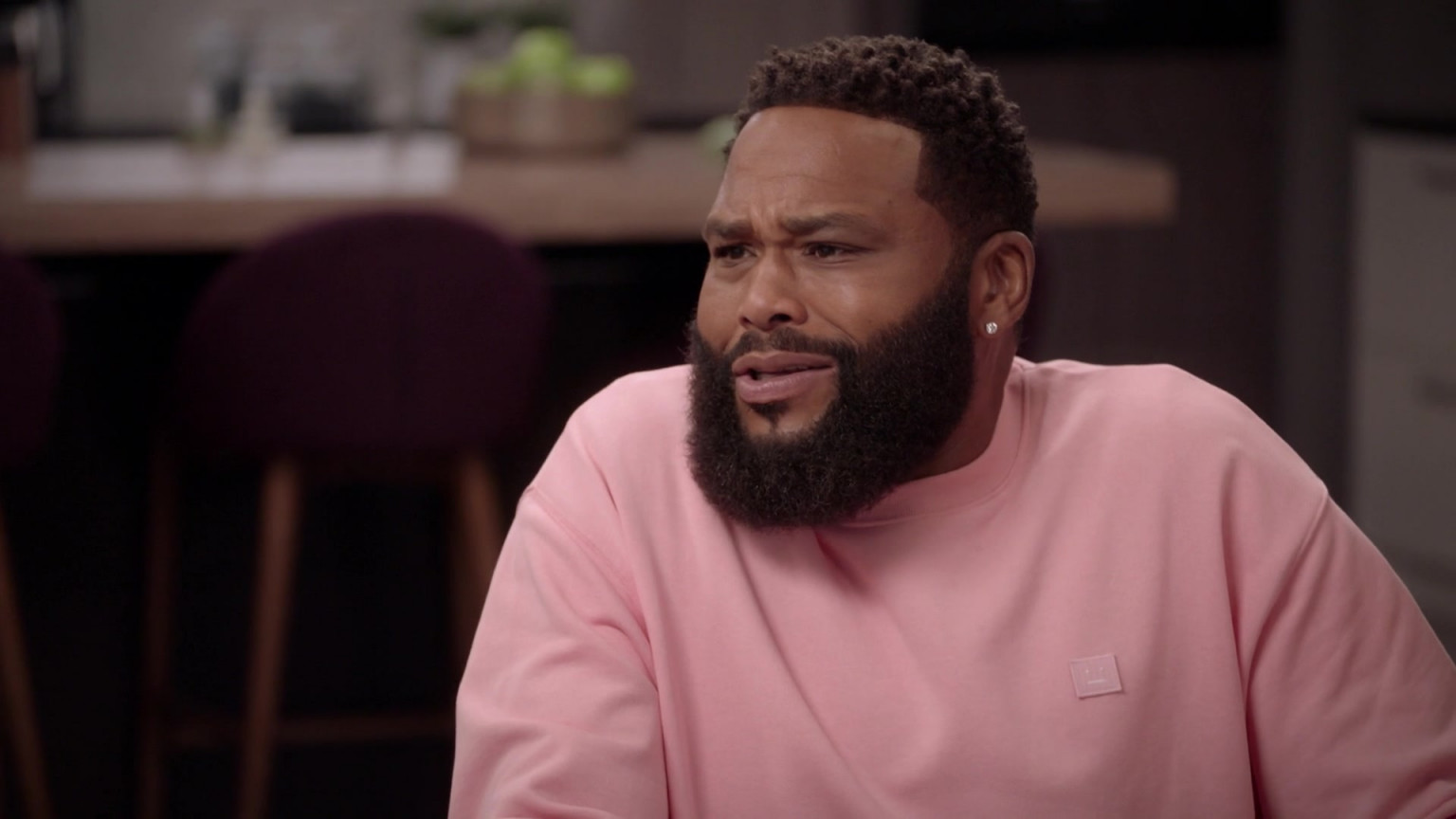 Acne Pink Sweatshirt Outfit Of Anthony Anderson As Dre Johnson In Black 