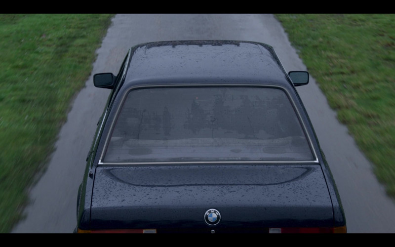 BMW Car in The Crown S04E09 TV Show (2)