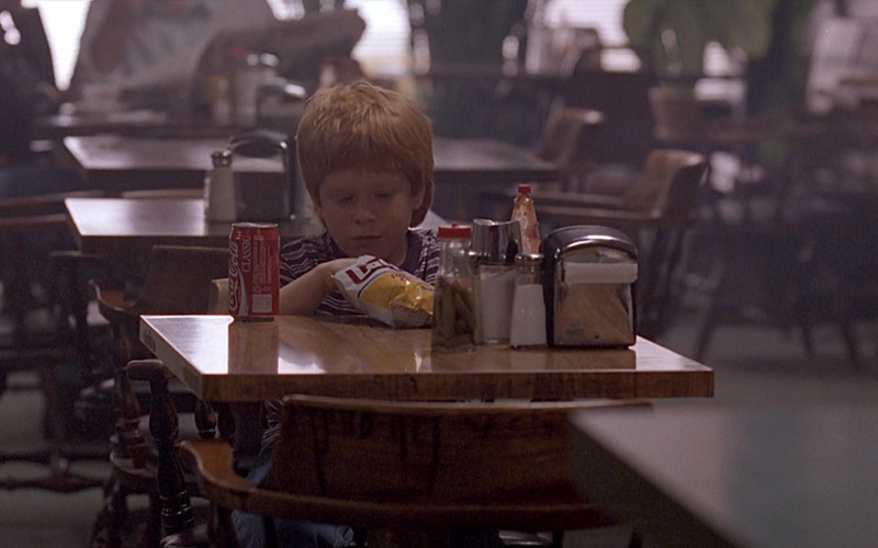 Coca-Cola Drink and Lay's Chips of Zach English as Patrick in The Real McCoy (1993)