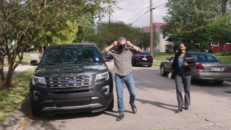 Ford Explorer Car of Scott Bakula as Dwayne ‘King' Cassius Pride in NCIS New Orleans S07E03 One of Our Own (2020)