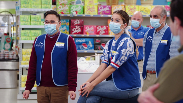 LaCroix, Shasta and Pepsi Drinks in Superstore S06E03 TV Show (1)