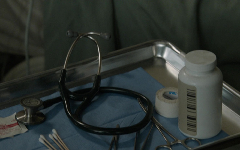 Littmann Stethoscope in The Blacklist S08E02