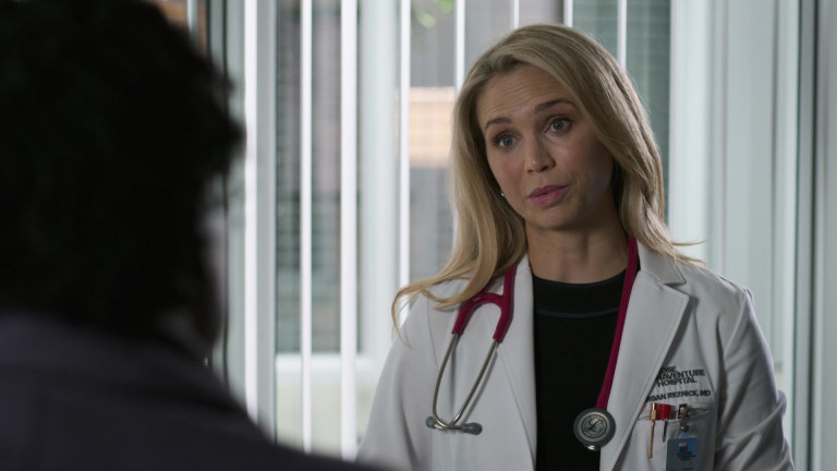 Littmann Stethoscope Of Fiona Gubelmann As Dr Morgan Reznick In The Good Doctor S04e01