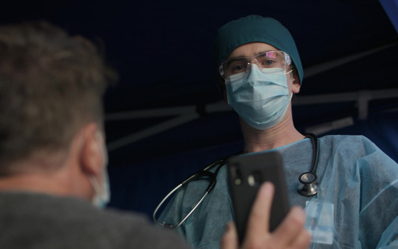 Littmann Stethoscope of Freddie Highmore as Dr. Shaun Murphy in The Good Doctor S04E01 “Frontline Part 1” (2020)