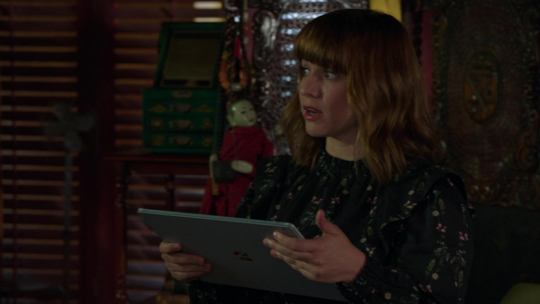 Microsoft Surface Tablet of Renée Felice Smith as Nell in NCIS Los Angeles S12E03 Angry Karen (2020)