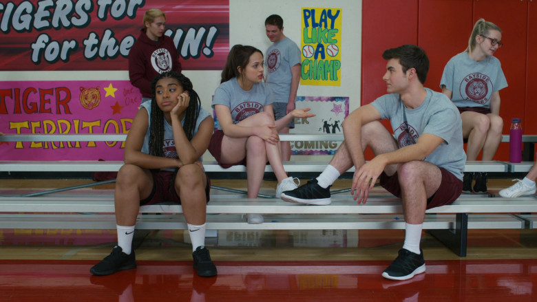 Nike Black Sneakers and White Socks of Alycia Pascual-Peña as Aisha Garcia in Saved by the Bell S01E03