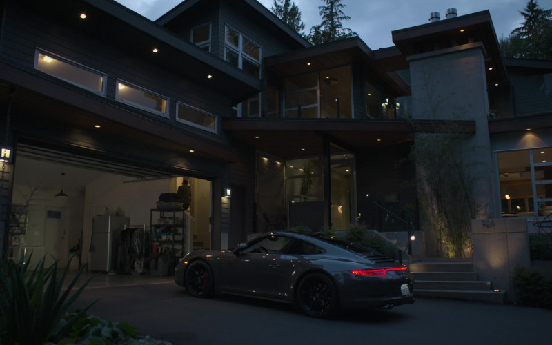 Porsche 911 Car of Hill Harper as Dr. Marcus Andrews in The Good Doctor S04E02 "Frontline Part 2" (2020)