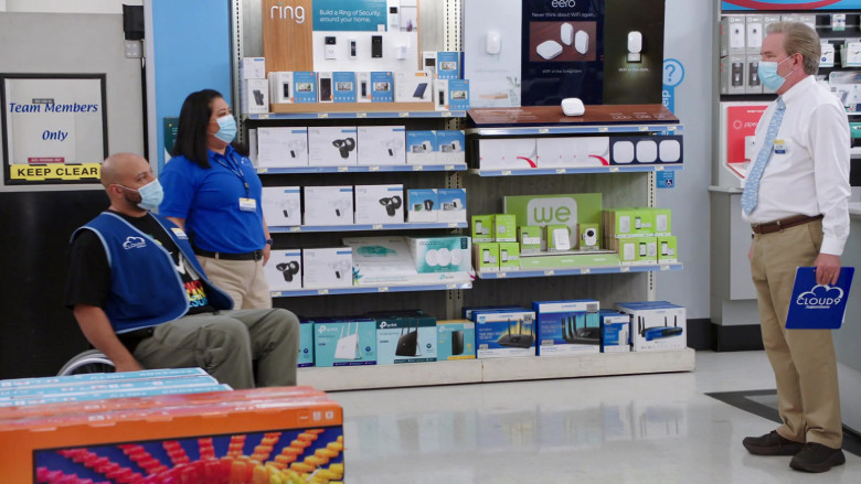 Ring, Eero, TP-Link, WE, Linksys, Piper in Superstore S06E03 Floor Supervisor (2020)