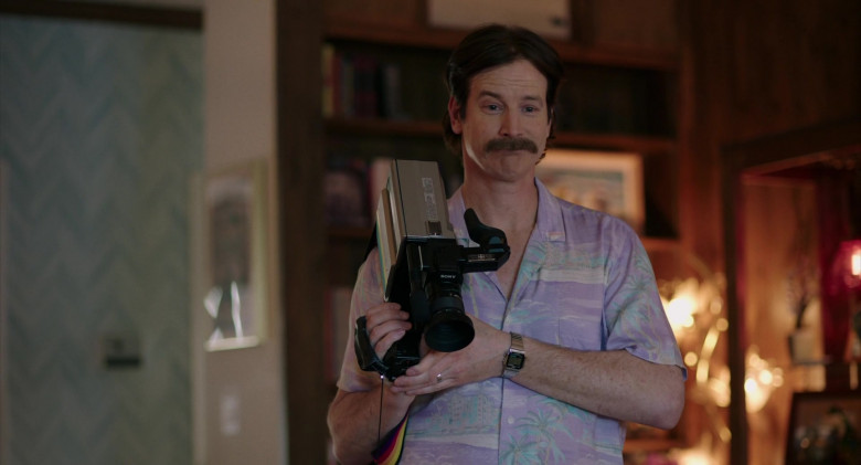 Sony Video Camera of Rob Huebel as Steve Richman in Valley Girl (2020)